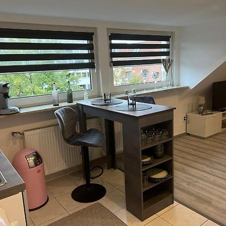 25 Qm Ferienwohnung Neuss Furth Bagian luar foto